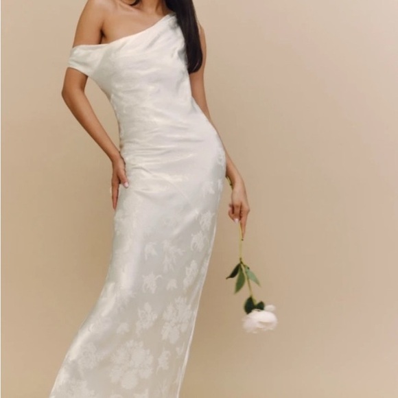 Reformation Ailsa Silk Jacquard Wedding Dress - Picture 2 of 7